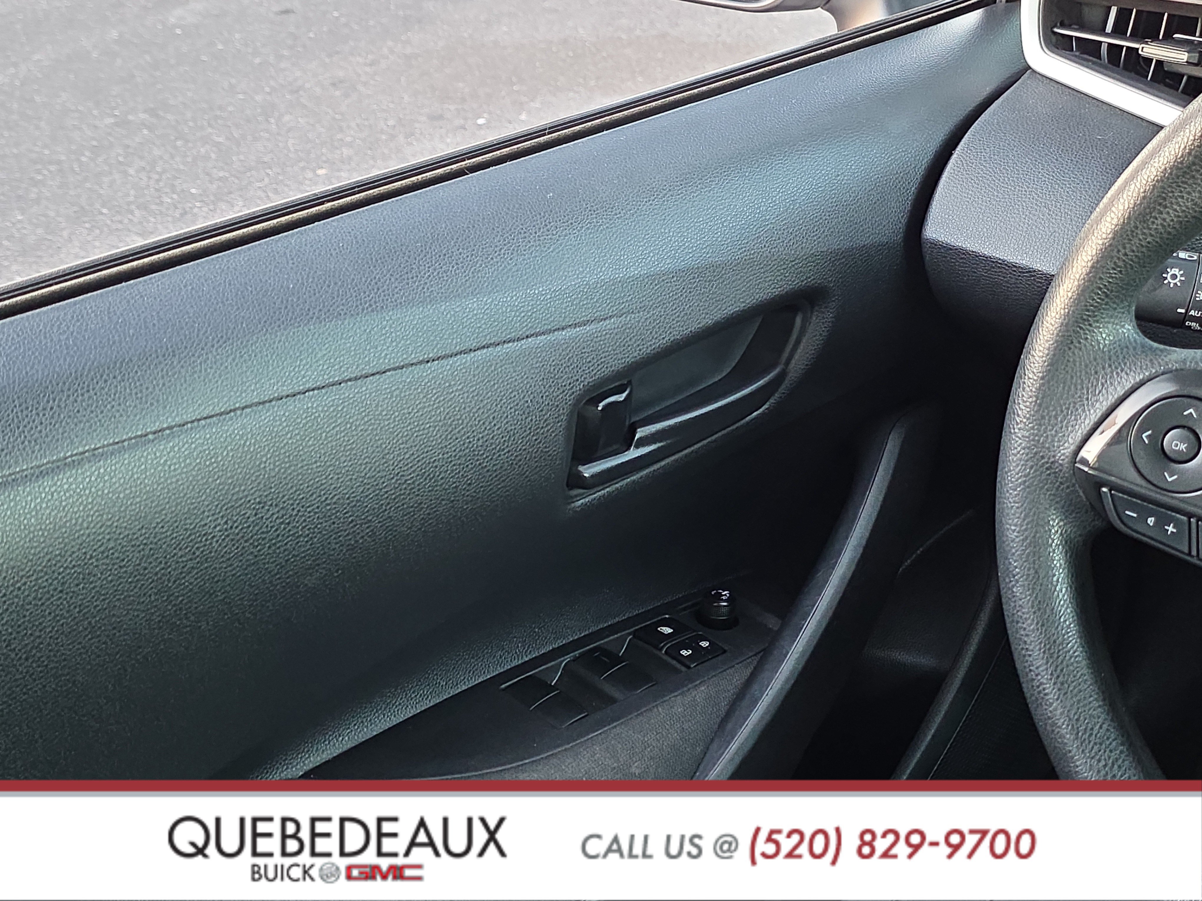 Used 2025 Toyota Corolla LE FWD image 21