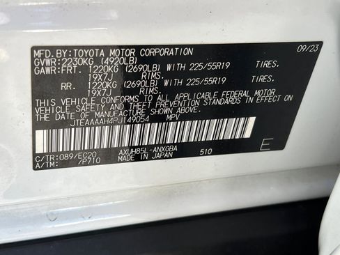 Used 2023 Toyota Venza Nightshade image 34