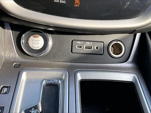Used 2020 Nissan Murano SV image 33
