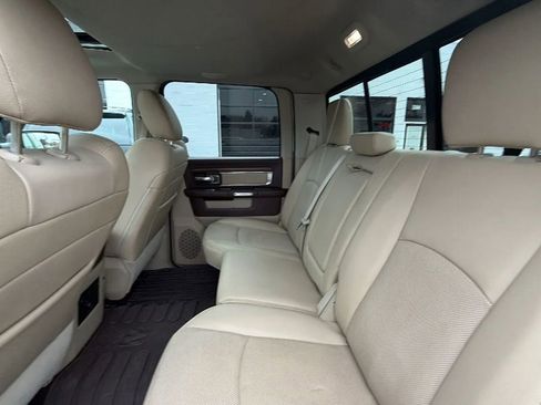 Used 2017 RAM 1500 Laramie w/ Convenience Group image 32