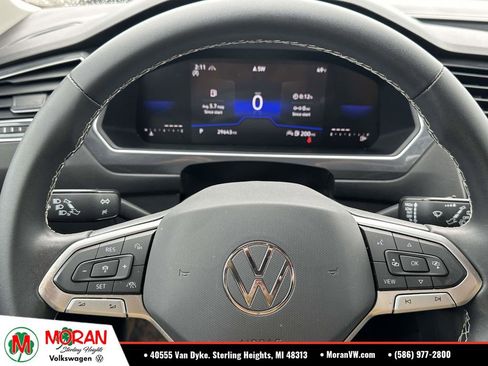 Used 2023 Volkswagen Tiguan SE AWD/4WD image 22