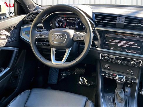 Used 2025 Audi Q3 2.0T Premium w/ Convenience Package image 8