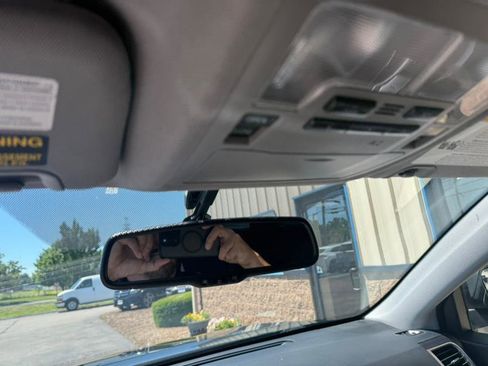 Used 2015 Toyota Highlander XLE image 20