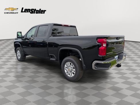 New 2026 Chevrolet Silverado 3500 LT w/ Z71 Off-Road Package AWD/4WD image 2