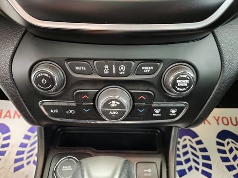 Used 2021 Jeep Cherokee Latitude Lux 80th Anniv w/ Quick Order Package 26U 80TH AWD/4WD image 20