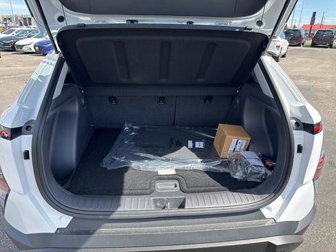New 2025 Hyundai Kona SEL image 16
