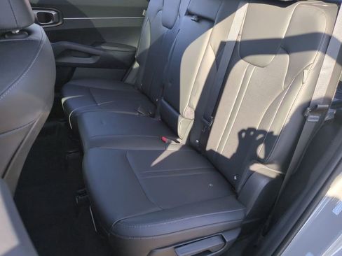 New 2026 Kia Sorento S w/ S Panoramic Sunroof Package image 24
