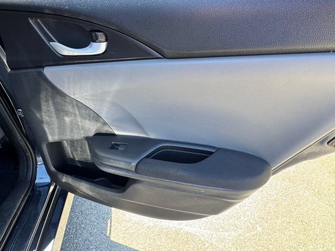Used 2016 Honda Civic EX-T image 9