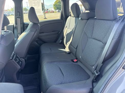 Used 2026 Subaru Forester Premium AWD/4WD image 11