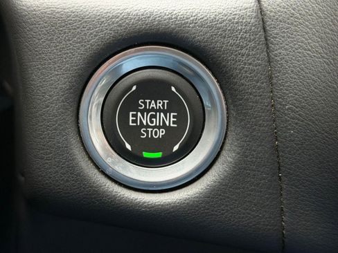 Used 2023 Chevrolet Tahoe Premier RWD image 34