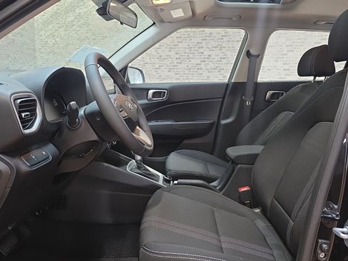 New 2026 Hyundai Venue SEL image 22