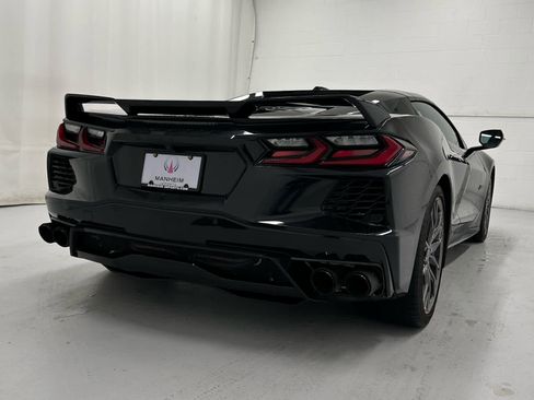 Used 2023 Chevrolet Corvette Stingray Premium Conv w/ Z51 Performance Package image 13