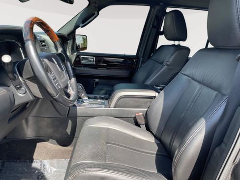 Used 2016 Lincoln Navigator L Reserve AWD/4WD image 22