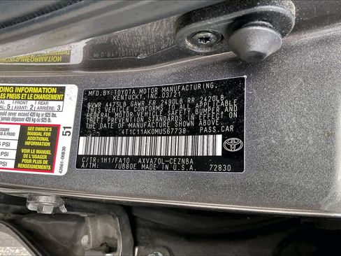 Used 2021 Toyota Camry LE image 31