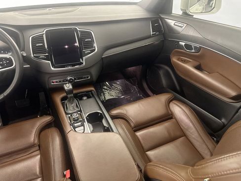 Used 2021 Volvo XC90 T6 Inscription w/ Protection Package Premier image 22