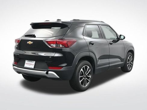 Used 2025 Chevrolet TrailBlazer LT FWD image 5