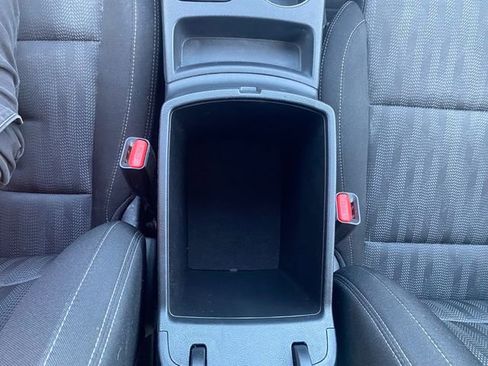 Used 2020 Kia Sportage LX image 32