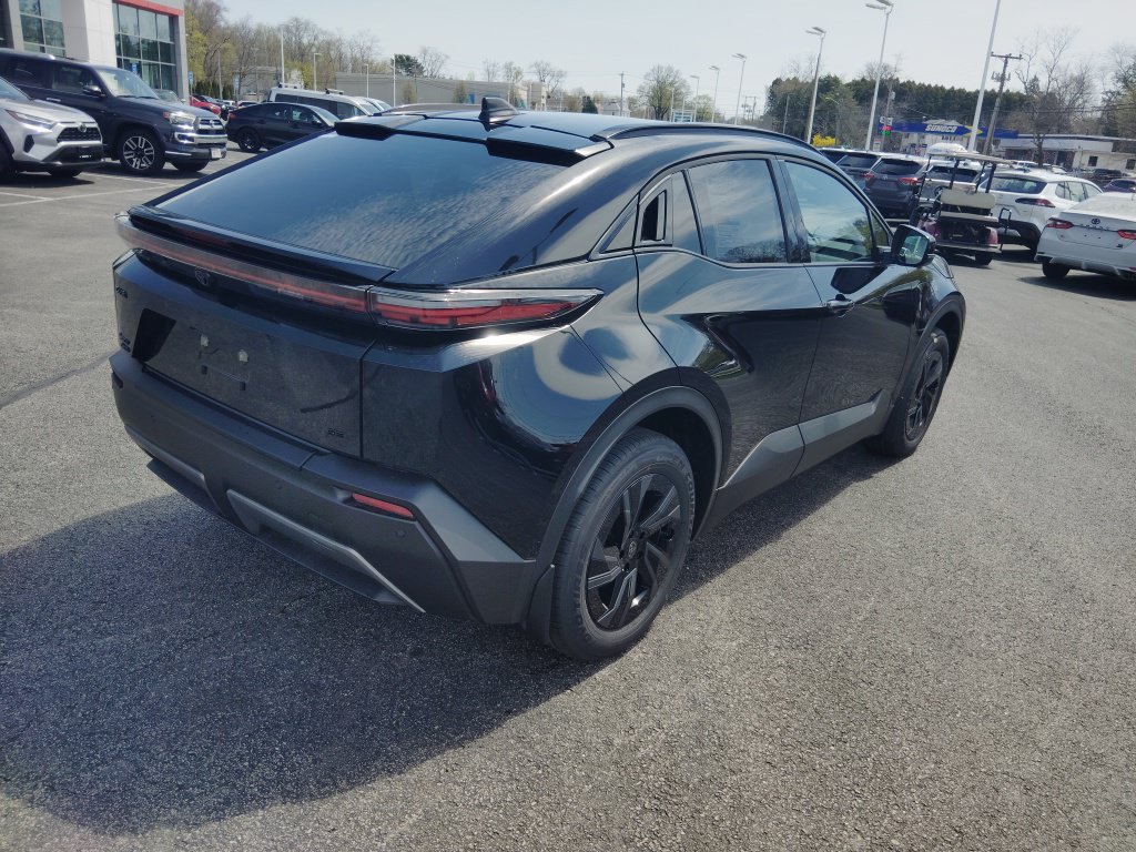 New 2026 Toyota C-HR AWD/4WD image 3