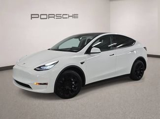 Used 2023 Tesla Model Y Long Range AWD/4WD video 1