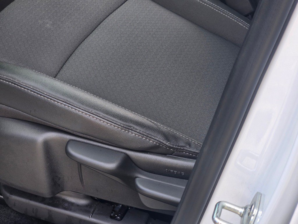 Used 2025 Buick Encore GX Preferred FWD image 22