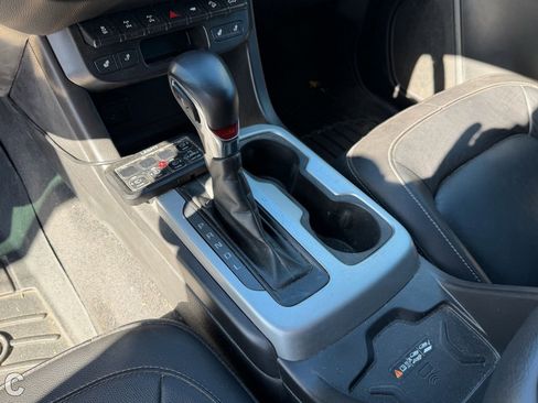 Used 2019 Chevrolet Colorado ZR2 image 10