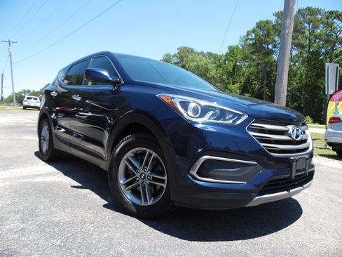 Used 2018 Hyundai Santa Fe Sport FWD image 2