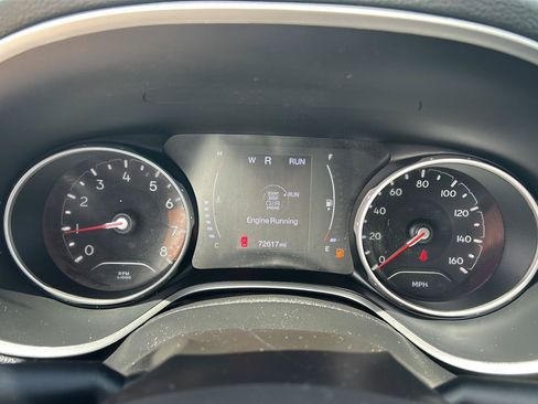 Used 2020 Jeep Compass Latitude FWD image 15