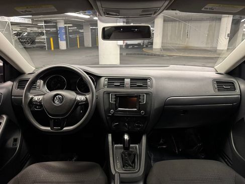 Used 2016 Volkswagen Jetta S FWD image 5