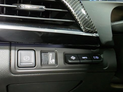 Used 2019 Cadillac CT6 Sport w/ Super Cruise Package image 38