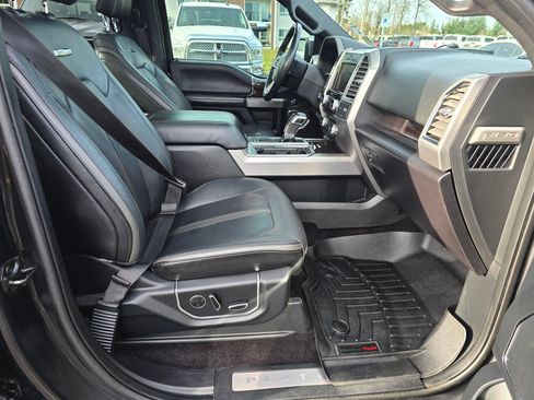 Used 2015 Ford F150 Platinum w/ Technology Package image 32