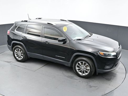 Used 2019 Jeep Cherokee Latitude Plus image 35