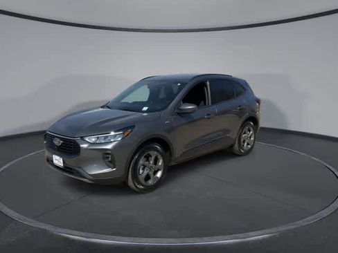 Used 2025 Ford Escape ST-Line Select AWD/4WD image 4
