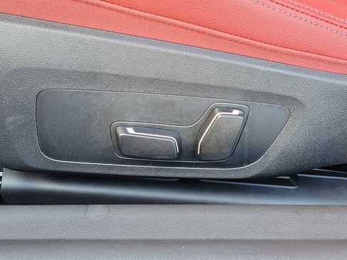 Used 2025 BMW 230i 230i w/ Premium Package image 18