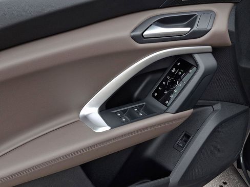 New 2026 Audi Q5 Premium AWD/4WD image 10