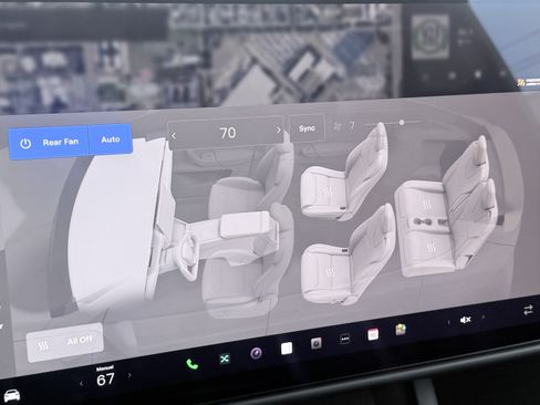 Used 2023 Tesla Model X Plaid image 98