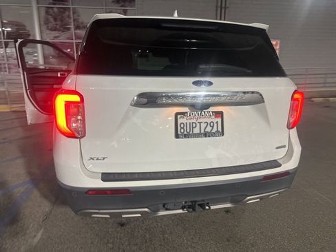 Used 2020 Ford Explorer XLT w/ Equipment Group 202A image 9