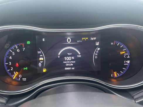 Used 2021 Jeep Grand Cherokee Summit AWD/4WD image 18