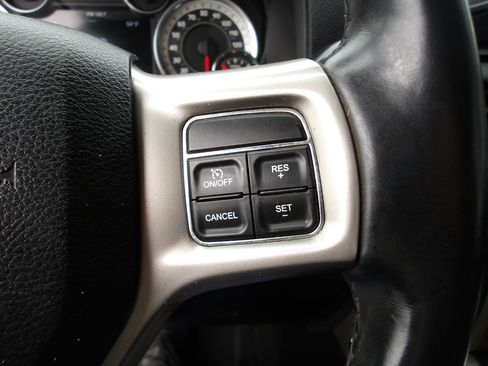 Used 2015 RAM 2500 Laramie image 16