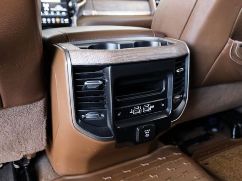 Used 2019 RAM 2500 Limited AWD/4WD image 57