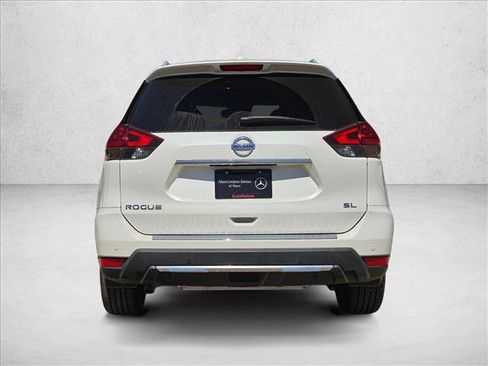 Used 2020 Nissan Rogue SL FWD image 6