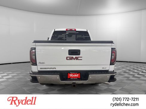 Used 2018 GMC Sierra 1500 SLT AWD/4WD image 4