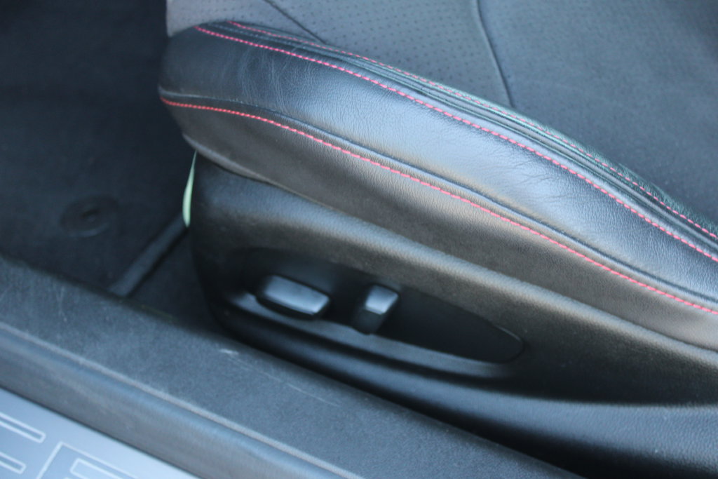 Used 2022 Chevrolet Camaro ZL1 RWD image 34
