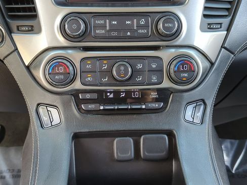 Used 2017 Chevrolet Tahoe LT w/ LT Signature Package RWD image 17