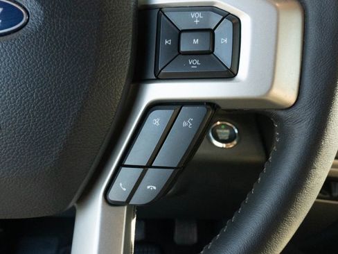 Used 2022 Ford F350 Lariat w/ Lariat Ultimate Package AWD/4WD image 24