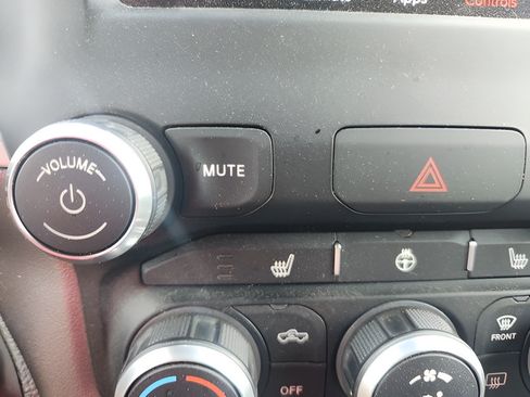 Used 2019 RAM 1500 Big Horn AWD/4WD image 11