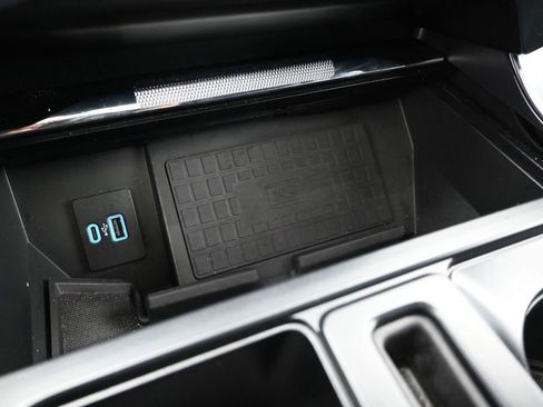 Used 2022 Ford F150 Raptor w/ Equipment Group 801A High image 19