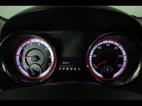 Used 2013 Dodge Grand Caravan SE FWD image 19