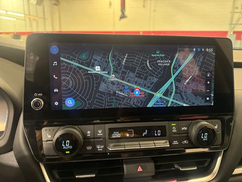 Certified 2026 Toyota Grand Highlander XLE FWD image 28