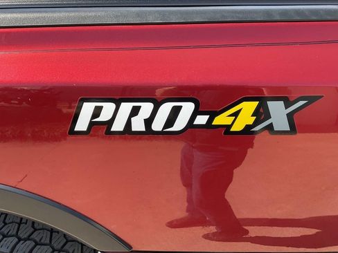 Used 2015 Nissan Titan PRO-4X w/ Pro-4x Luxury Package image 10