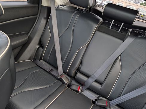 Certified 2025 Acura RDX SH-AWD w/ Advance Package image 12